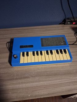 Vtg ussr toy Synthesizer - Works