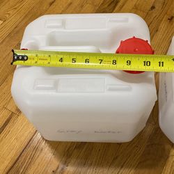 2 Pieces 2 GAL Tank