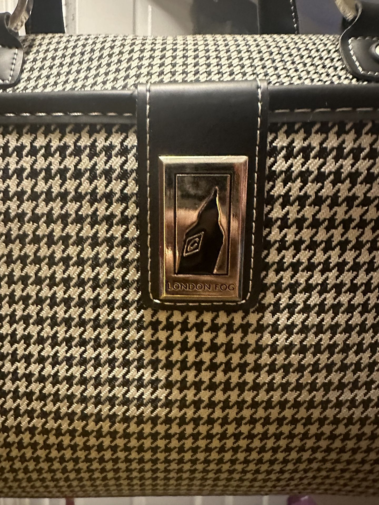 London Fog Duffle Bag 