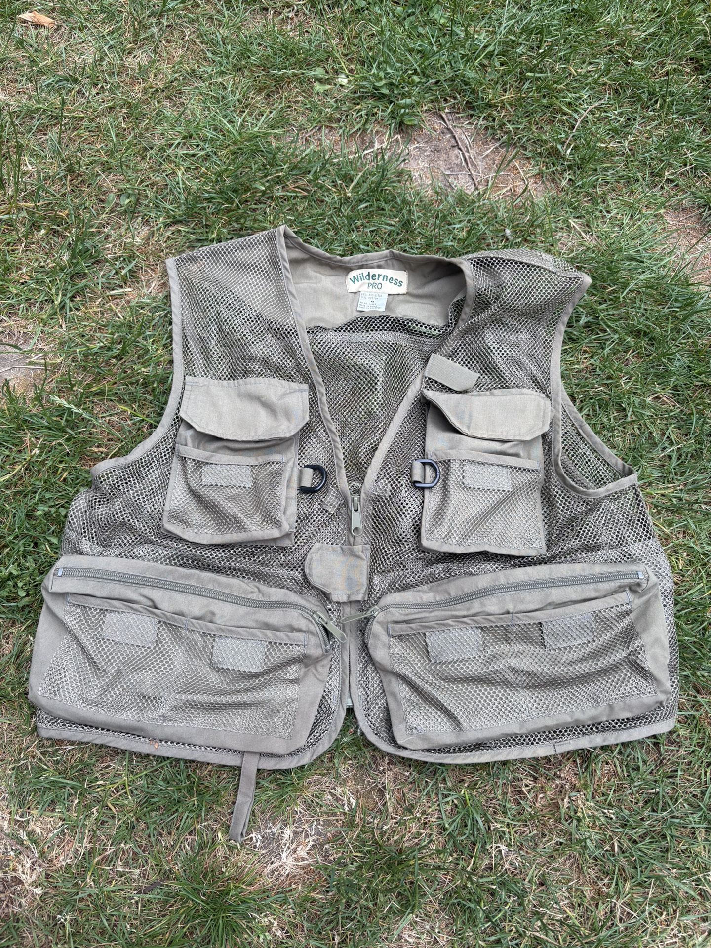 Fly fishing vest