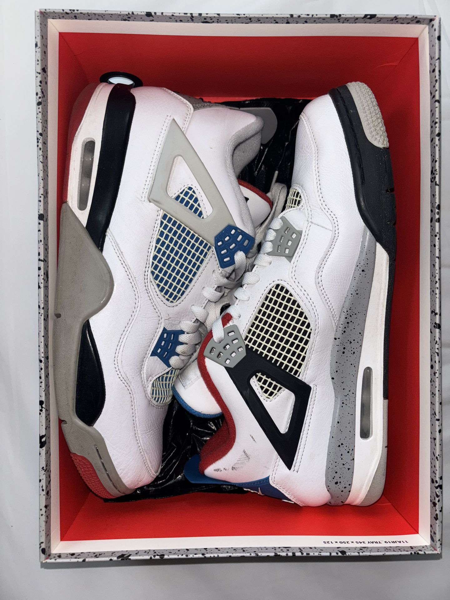 Air Jordan 4 Retro SE