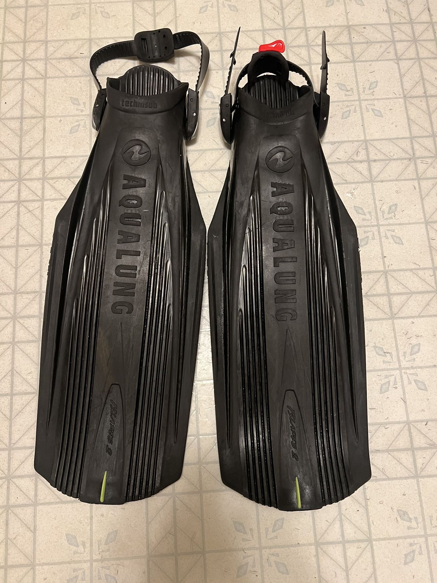 Scuba Gear Flippers Aqualung Large