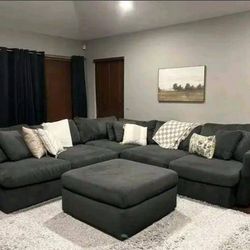 Black Sectional Couch FREE DELIVER 