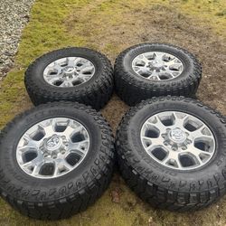 35” Cooper STT Pro Mud Tires on 18” Wheels Set 4