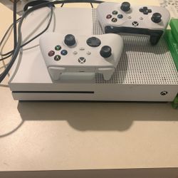 Xbox One S   8 Games Included