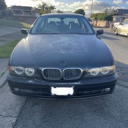 2002 BMW 530i