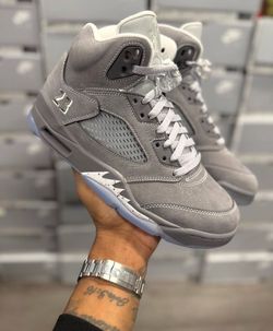 WOLF GREYS