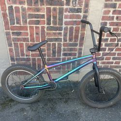 Destro Oil Slick 20” BMX Bike