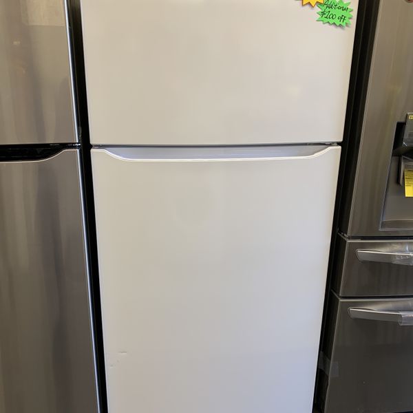 New Dented LG 23.8 CuFt White Top Freezer Refrigerator SALE ONLY 50
