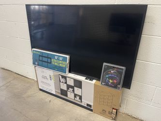 50” SAMSUNG 4K SMART UHD LED TV + BRAND NEW 9 CUBE ORGANIZER + BRAND NEW WALL MOUNT + BRAND NEW LED LIGHTS