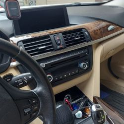 BMW 328i - White Sedan