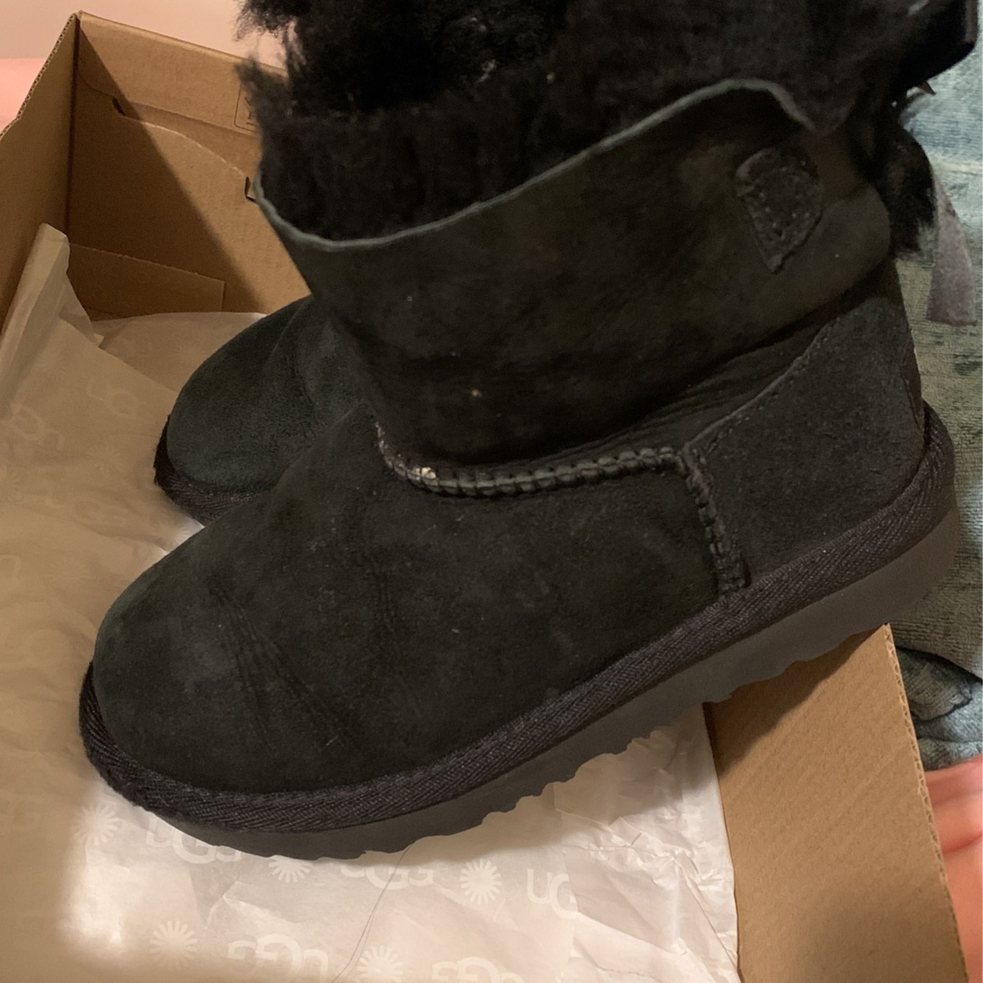 Ugg Boots - BLACK