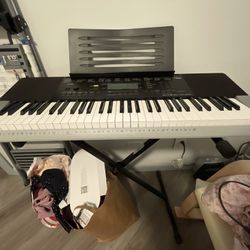 Casio Piano Keyboard W Stand