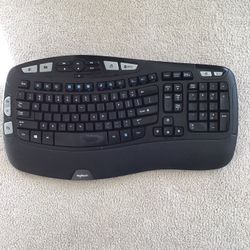 Logitech Computer Keyboard