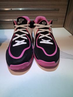 Jordan's size: 12.5