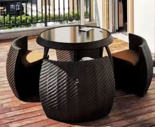 Dining table indoor /outdoor