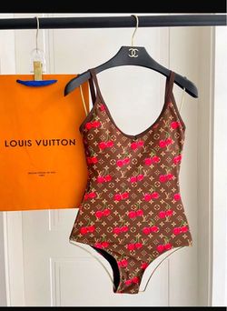 Bathing suit size xL