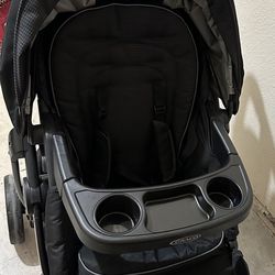 Graco stroller- Barely Used 