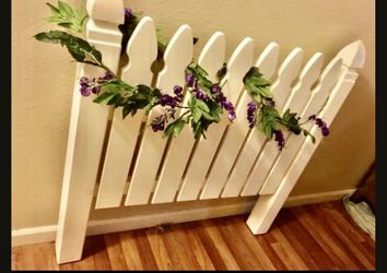 Adorable custom cottage fence twin headboard