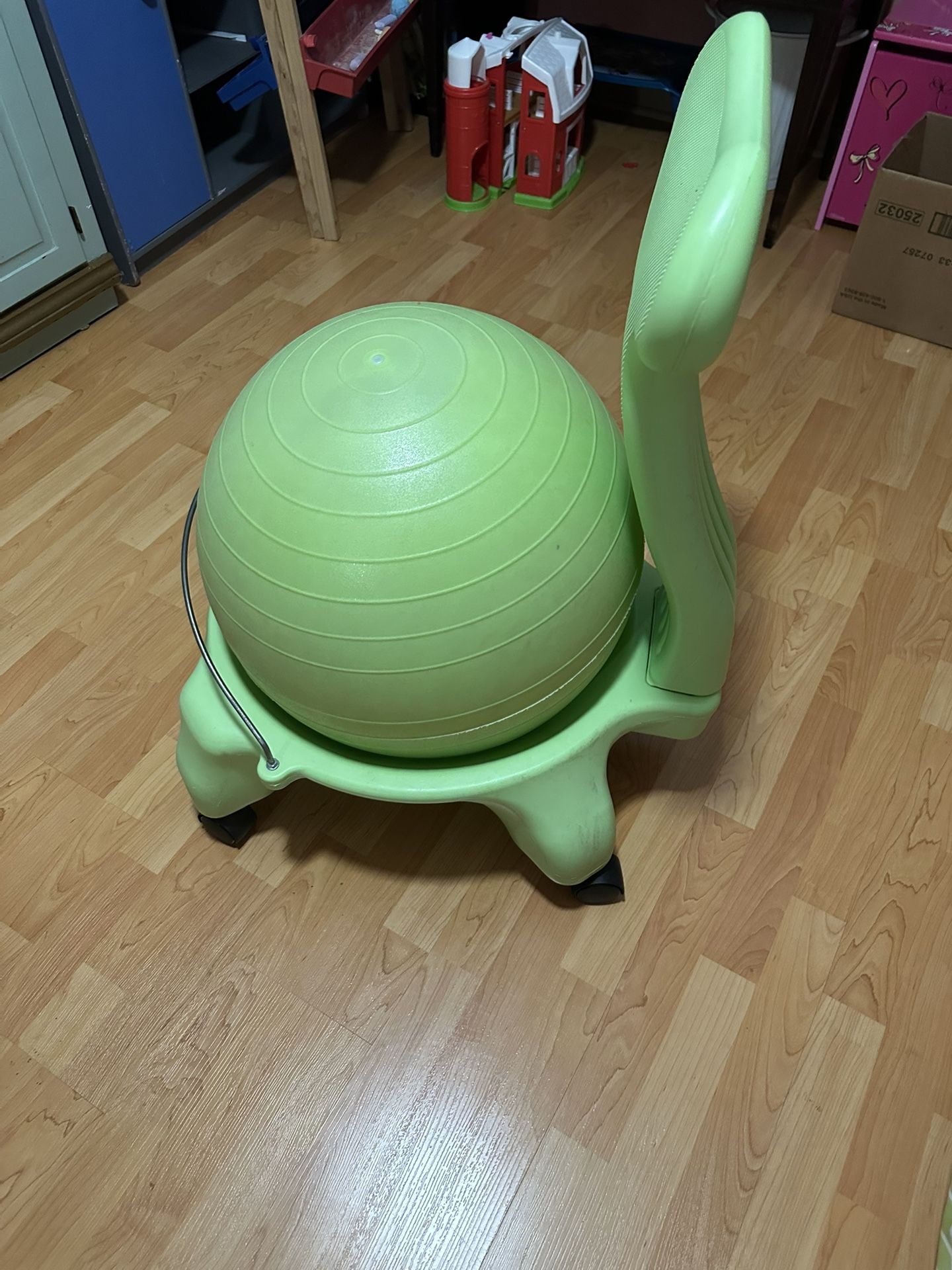 Gaiam Classic Balance  Yoga Ball Chair