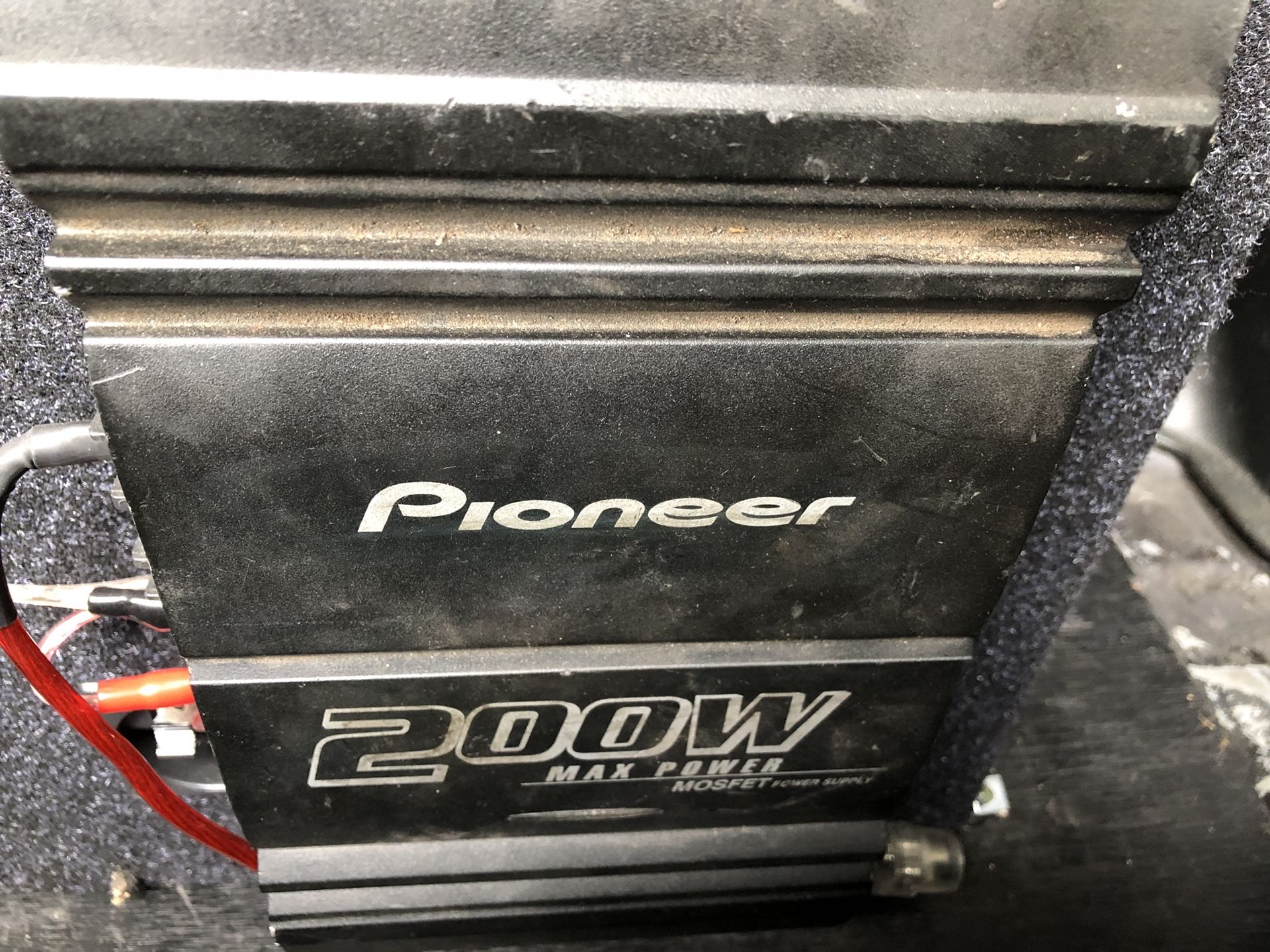 New 10” JL audio Subwoofer in box w/ pioneer amp for Sale in Roy, WA