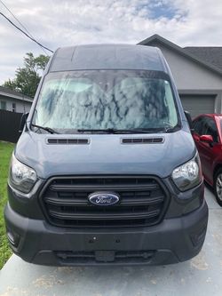 Ford transit 250