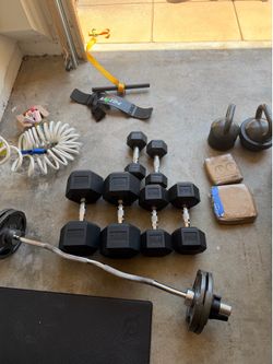 Squat rack / Bench set up w/dip bar and pull up bar