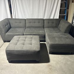 Modern Sectional Sofa *Free Delivery*