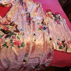 Gorgeous Gown And Robe Set. Size Large 🆕