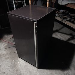 Sears Mini-fridge With Freezer Works Great 120v
