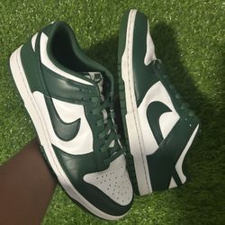 Nike Dunk Low “Michigan State” Size 11 Men 🔥