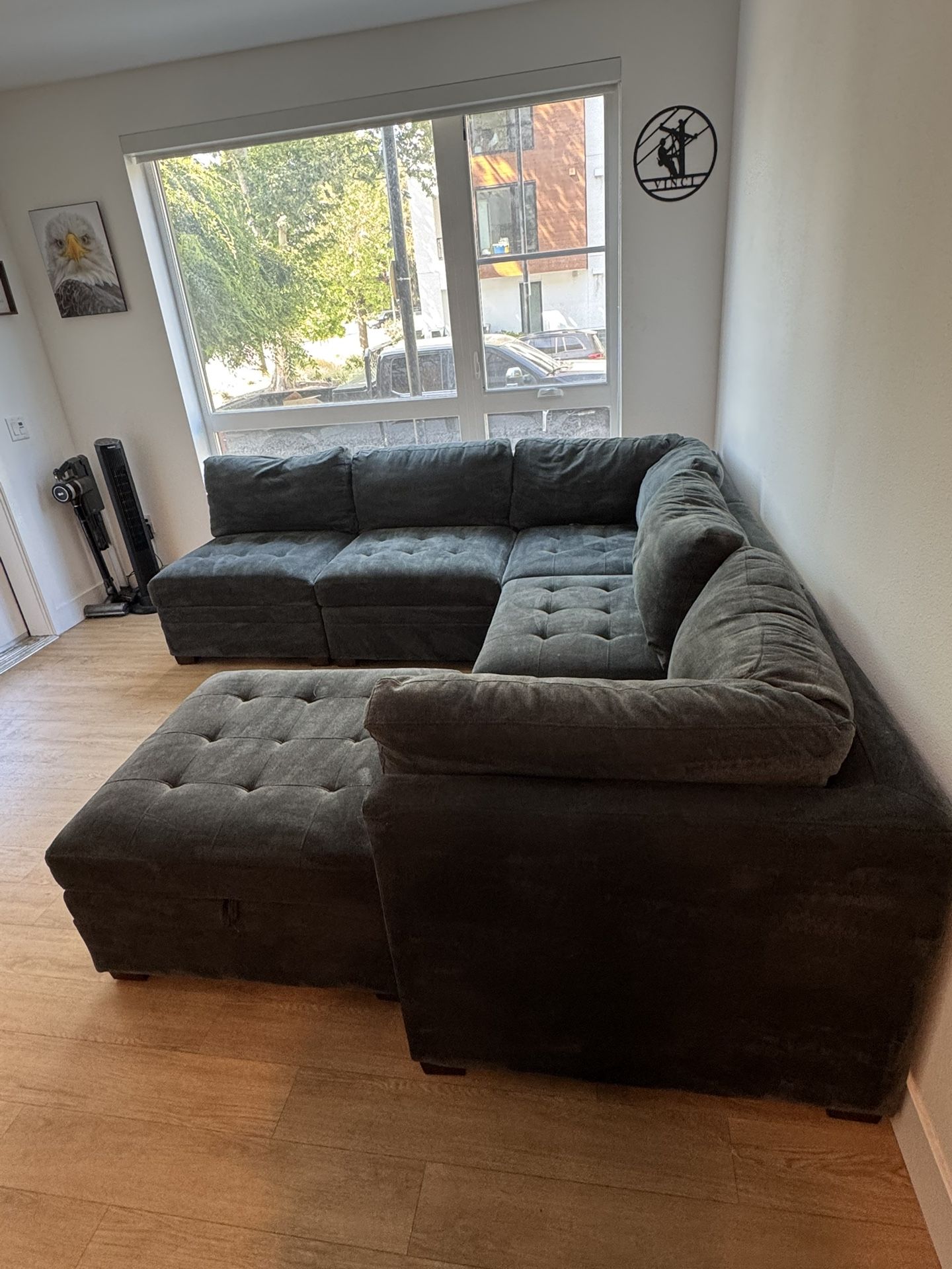 Grey 6 Piece Sectional With Ottoman Storage
