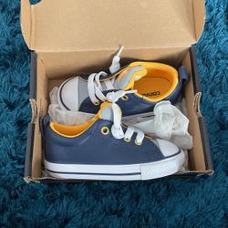 Converse Navy Leather Size 7T