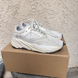 Yeezy Boost 700 “Analog” (Cream)