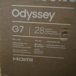 28’ Samsung Oddessy G7 4k Monitor 144hz 