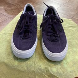 Men’s Tennis Shoes Cleannnn ! Excellent Condition 