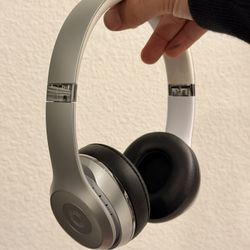 Beats Solo 3 Headphones