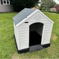 Durable Waterproof Plastic Dog House for Small to Large Sized Dogsr