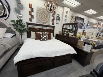 4 pc King Bedroom Set