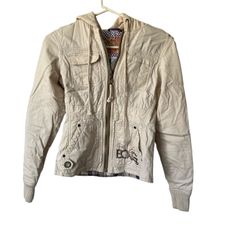 Billabong Quilted Jacket - 1990's Style - White - Retro Cool Zip Hoodie Sz XS  Comes from a pet and smoke free home.  Measurements are in the pictures