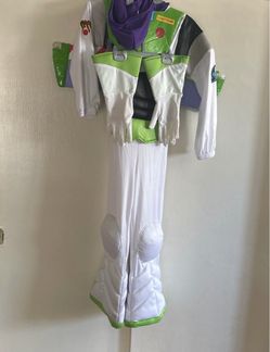 Buzz lightyear costume size 7/8
