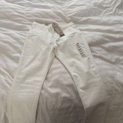 Levi’s 311 Shaping Skinny Jeans 