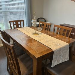 Dining Table with 8 Chairs For Sale