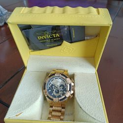 INVICTA WATCH,ALMOST NEW💕