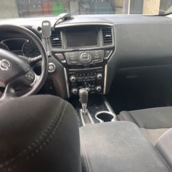 Nissan Pathfinder 2017 