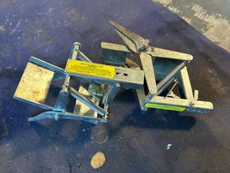 Mole traps