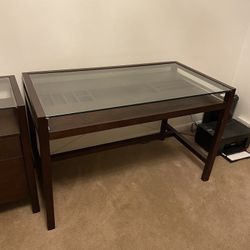 Desk & Filing Cabinet 