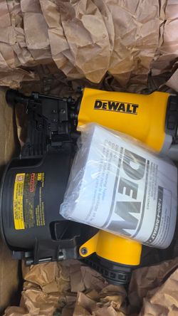 DEWALT DW66C-1R 15 Deg 2-1/2" Pneumatic Coil Siding
