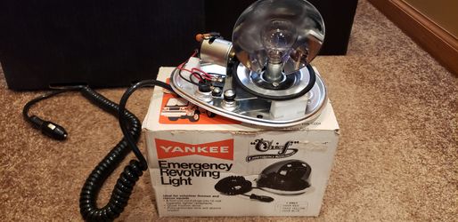 Emergency Revolving Light. No Lens. WORKS