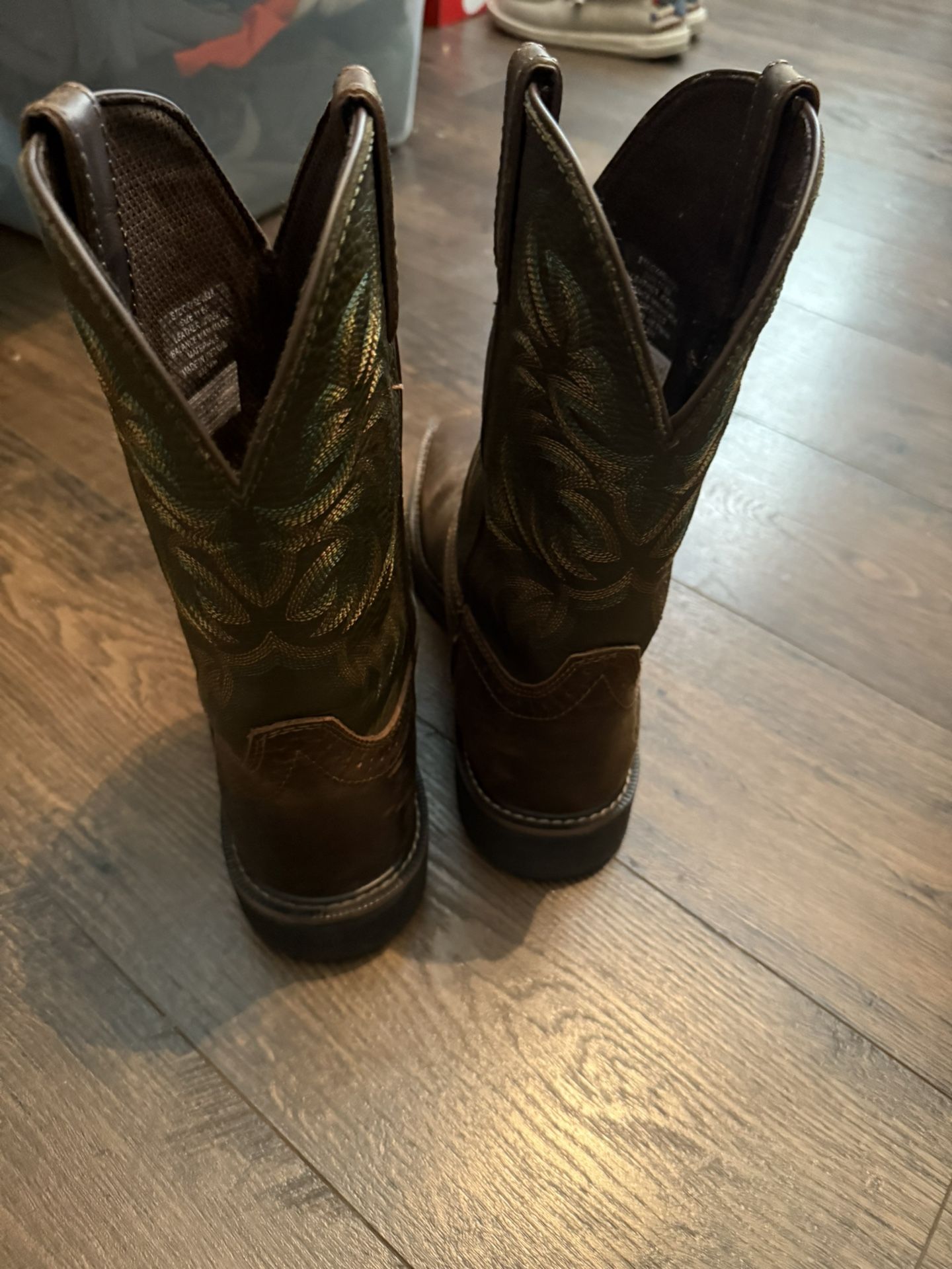 I Am Selling My Boots 🥾 Ariat